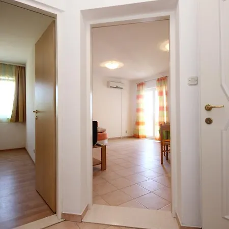 Kuciste Perna 10161a Trstenik (Dubrovnik-Neretva)